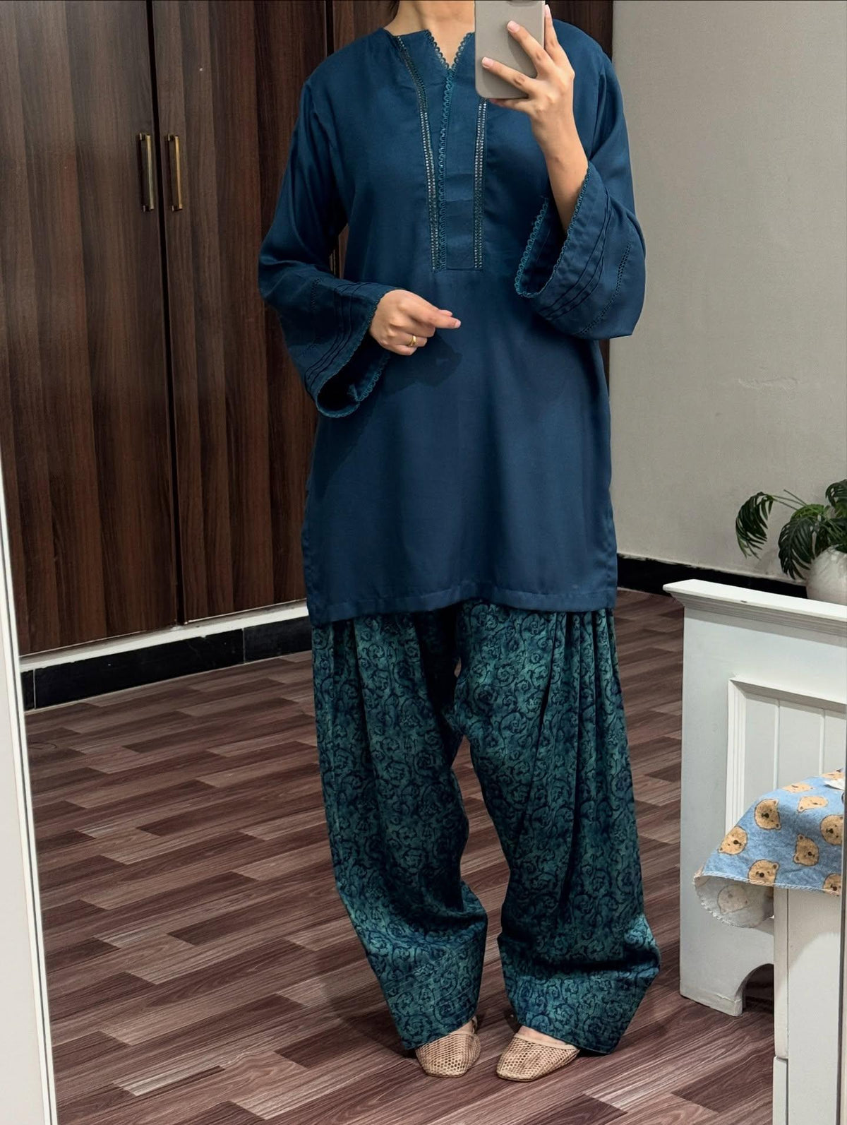 BLUE SET ( FARSHI SHALWAR )