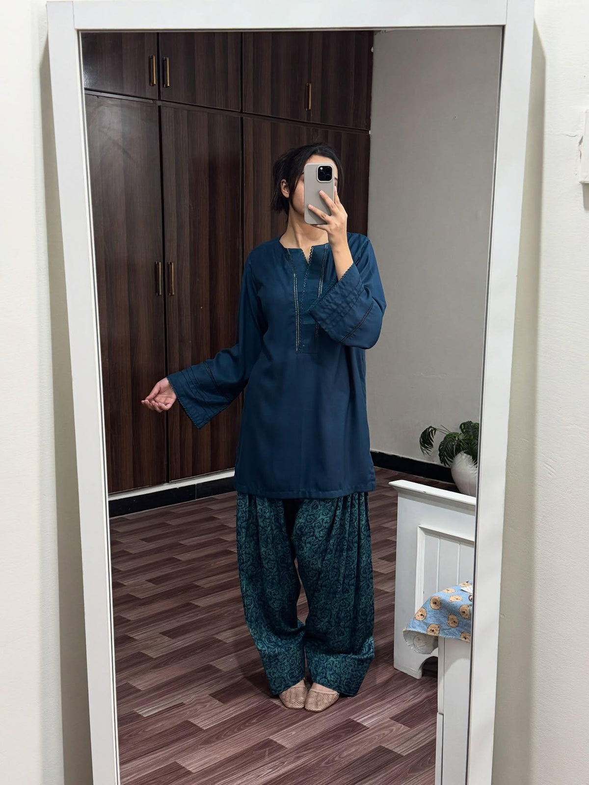 BLUE SET ( FARSHI SHALWAR )