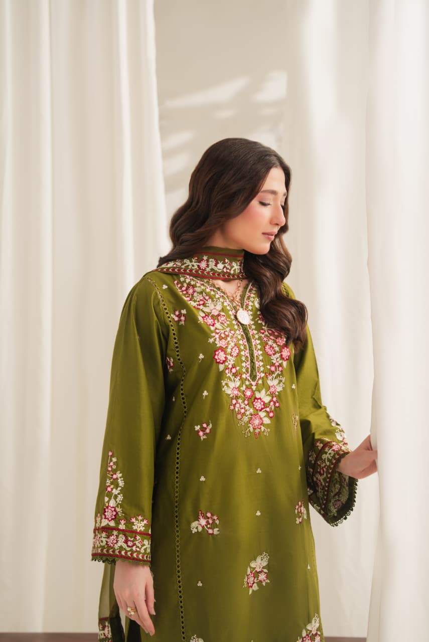ANARKALI EMBROIDERED 3PC