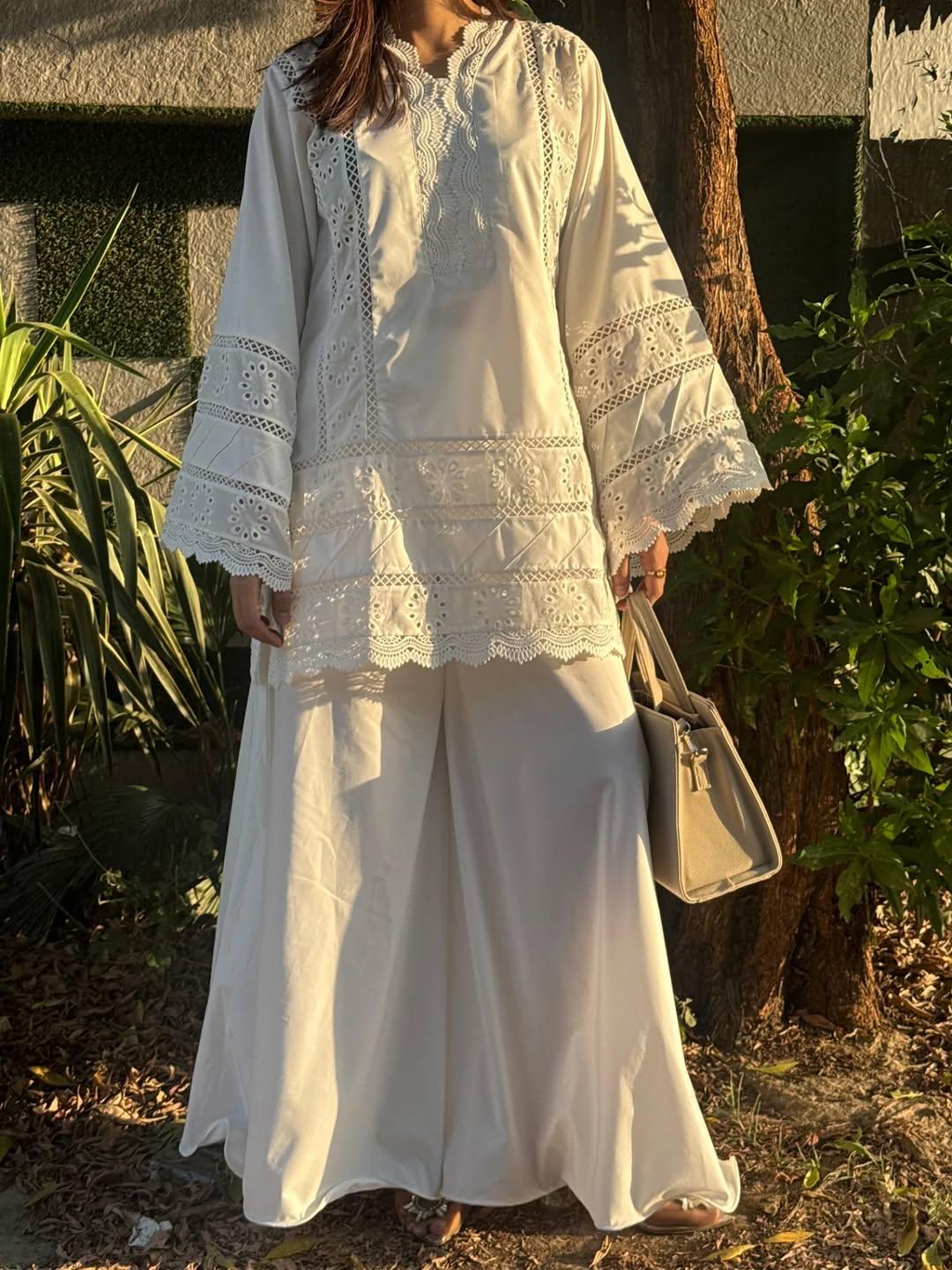 PRISTINE WHITE CHICKENKARI SET