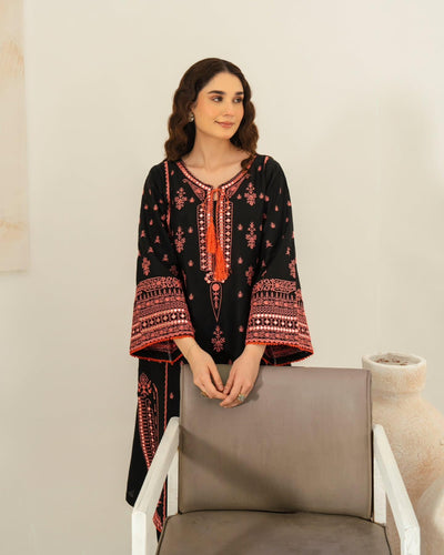 AJAL EMBROIDED 3PC