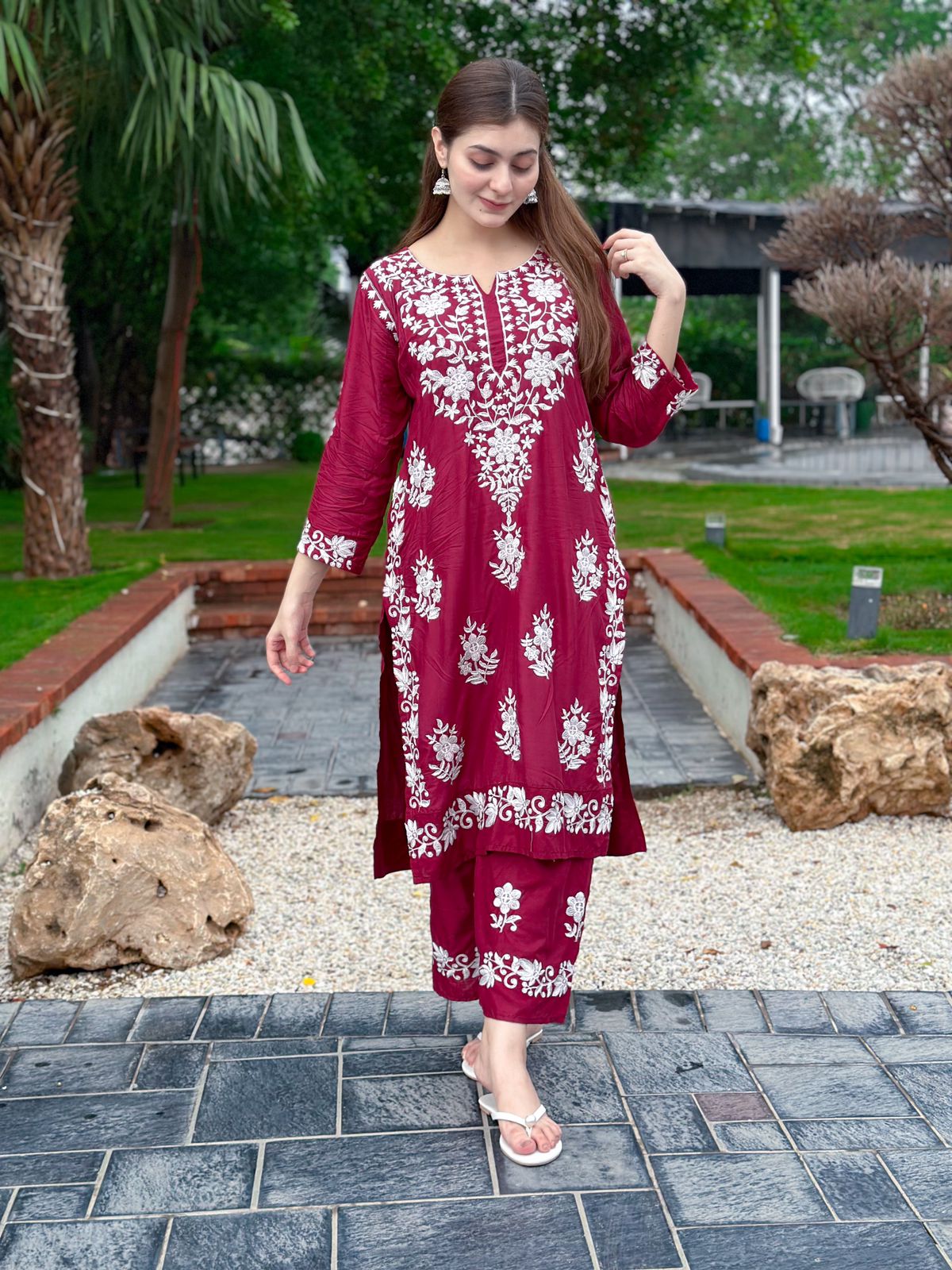 Indian embroidered 2 piece chikenkari Suit