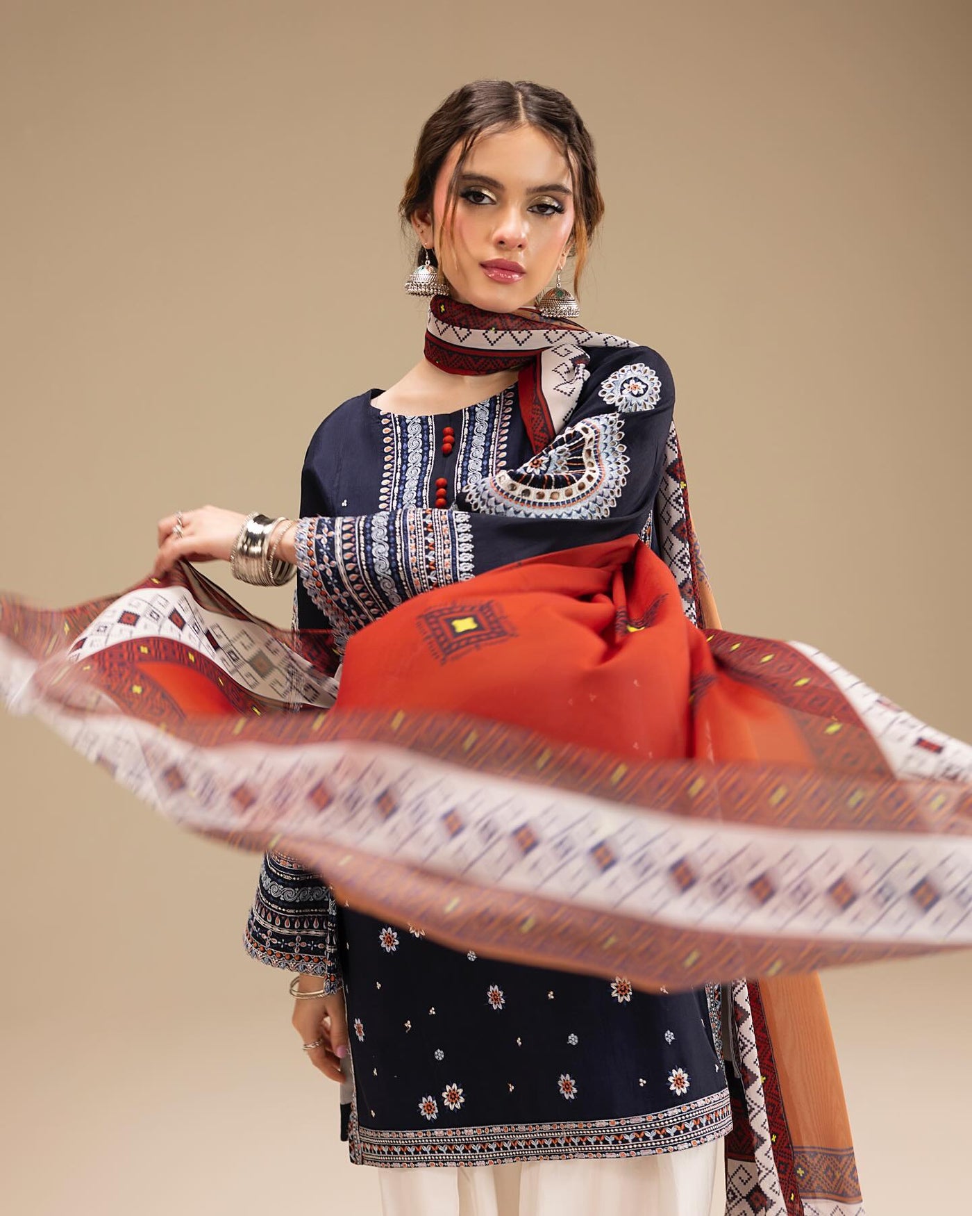 Dastaan Embroidered 3PC