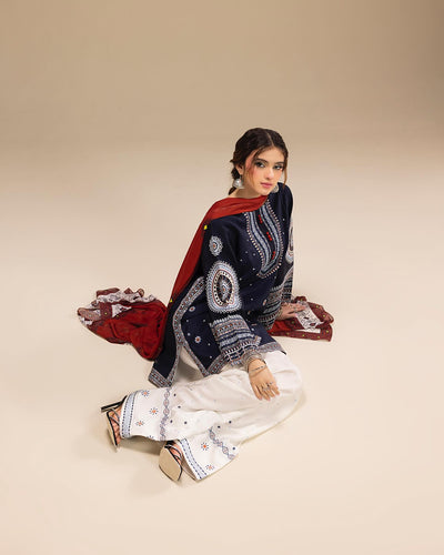 Dastaan Embroidered 3PC